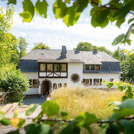 Landhaus Karbach Komplett Oder Einzelne Wohneinheiten Villa Inkl Sauna Bzw Waldhaeuschen Hirten Exteriör bild