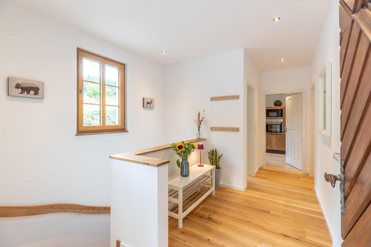 Landhaus Karbach Komplett Oder Einzelne Wohneinheiten Villa Inkl Sauna Bzw Waldhaeuschen Hirten Exteriör bild