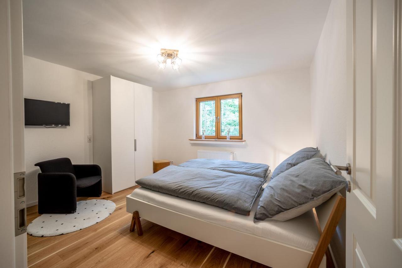 Landhaus Karbach Komplett Oder Einzelne Wohneinheiten Villa Inkl Sauna Bzw Waldhaeuschen Hirten Exteriör bild